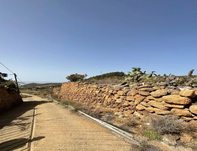 Terreno en Charco del Pino